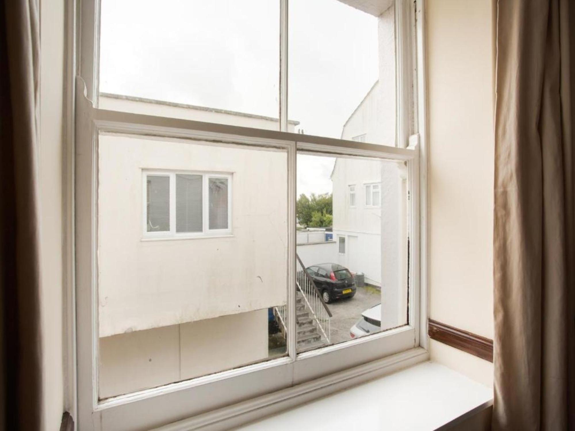 Brunel Inn Saltash Quarto foto